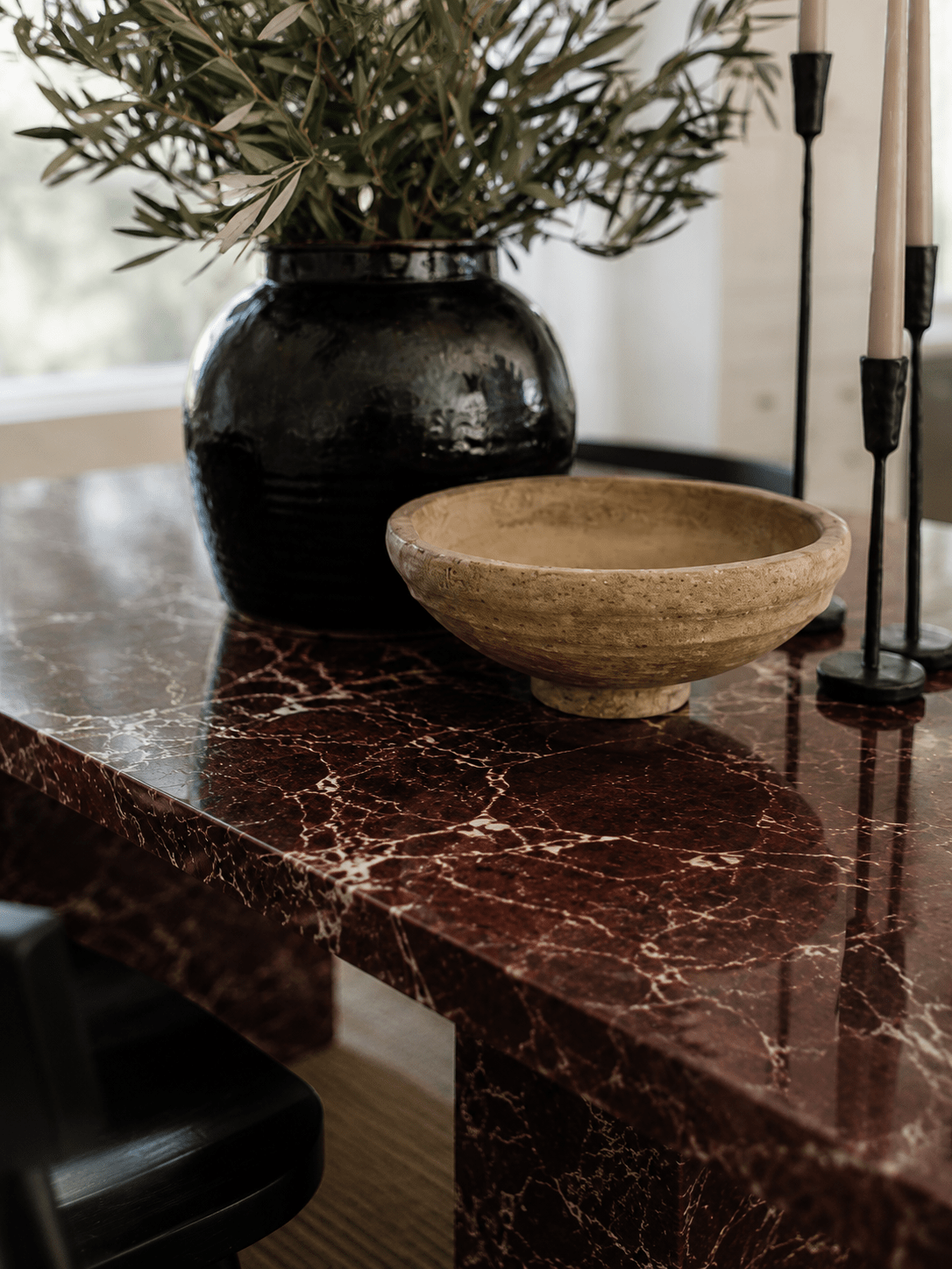 Levanto Dining table -Dining table-