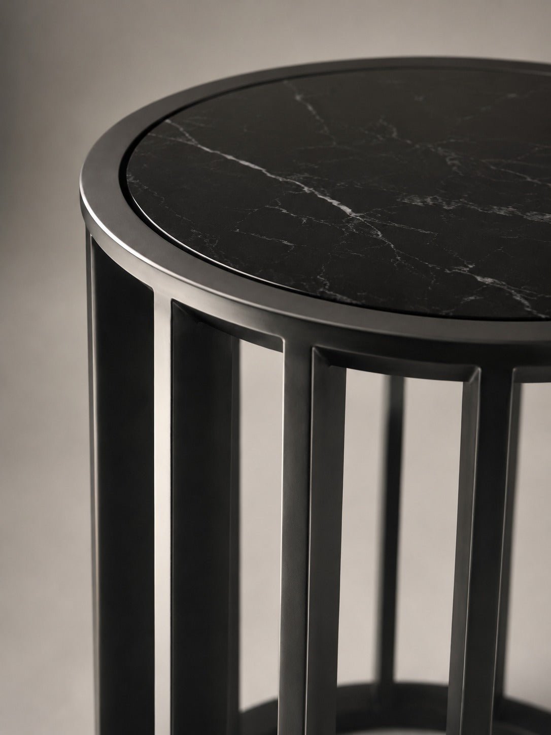 The Half Moon Side Table -side table-